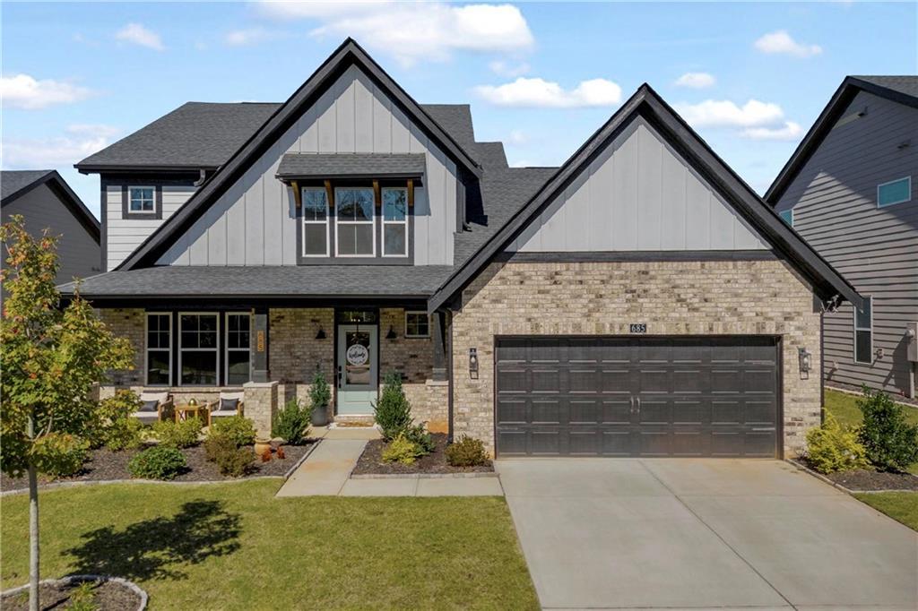 685 Michigan Cir., Hoschton, GA 30548