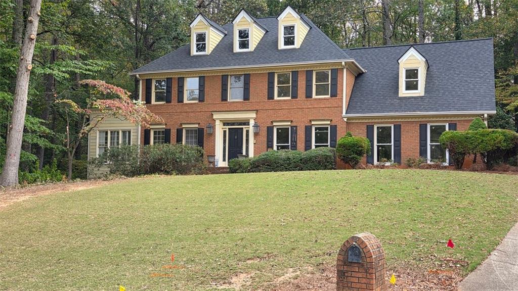 865 Fercroft Ct., Roswell, GA 30075