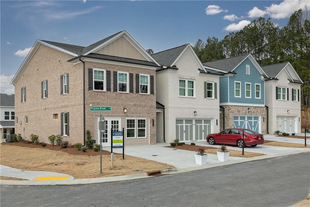 864 Leraes Way, Loganville, GA 30052