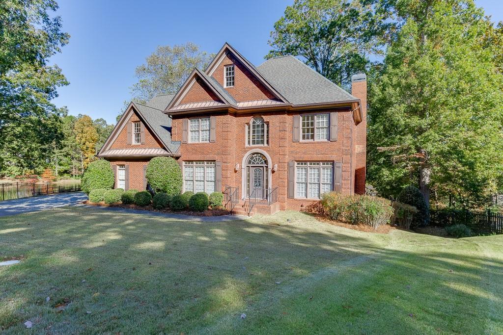 1450 Woodland Lake Dr., Snellville, GA 30078