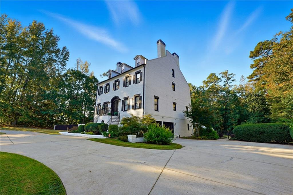 3003 Emerald Dr., Jonesboro, GA 30236