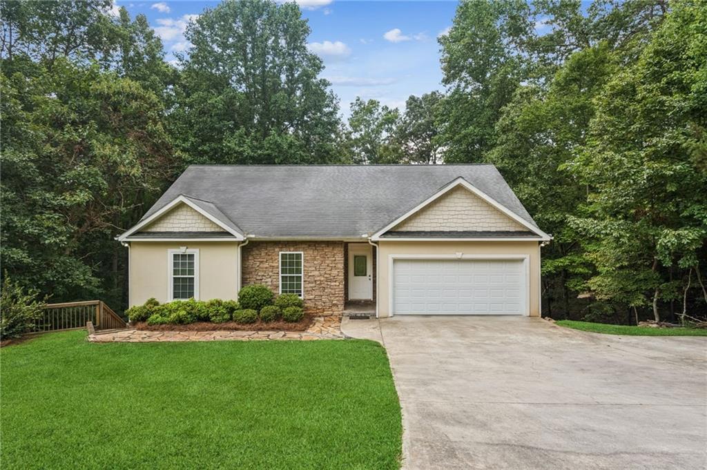 516 Golden Ave., Dahlonega, GA 30533