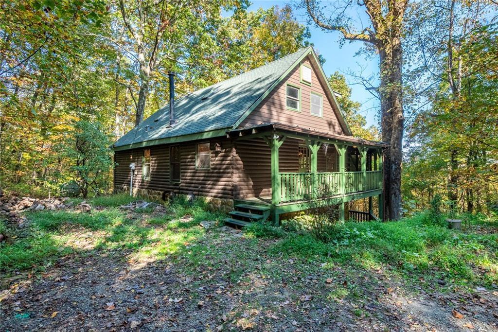 168 Burnt Mountain Cove Rd., Jasper, GA 30143