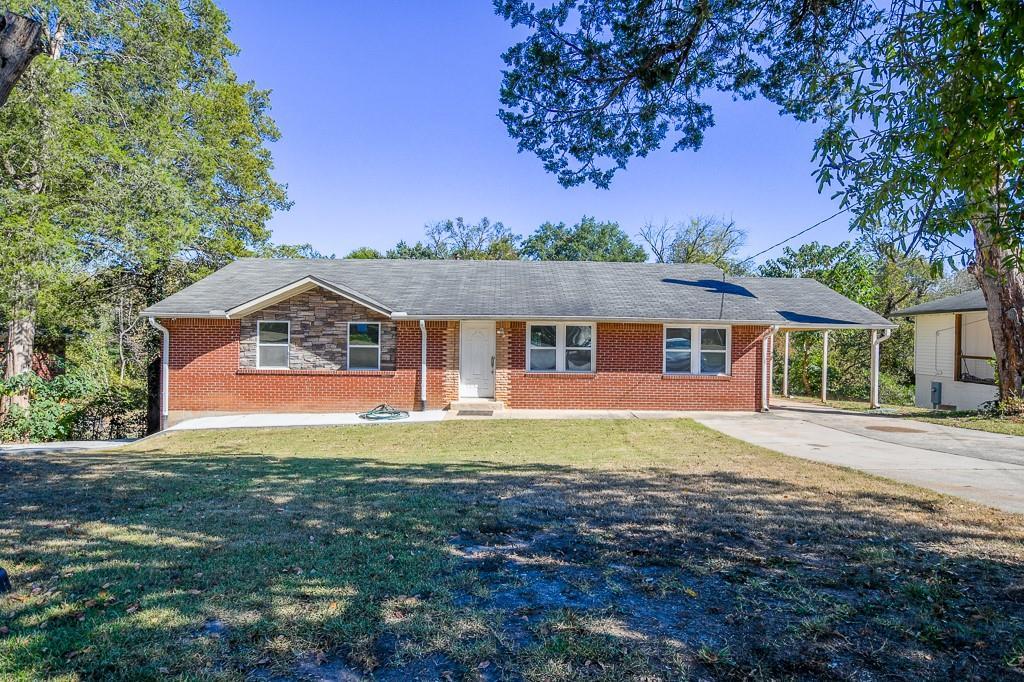 896 King Rd, Jonesboro, GA 30236