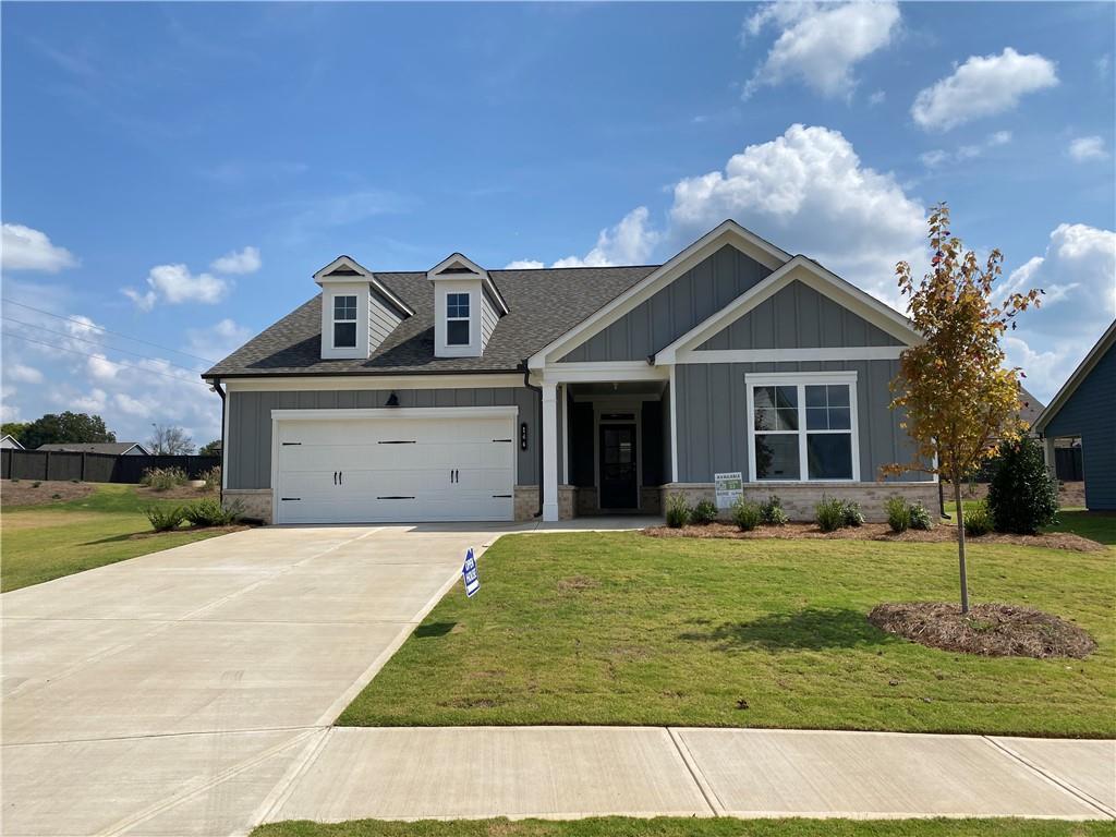 164 Oakdale Rd., Jefferson, GA 30549