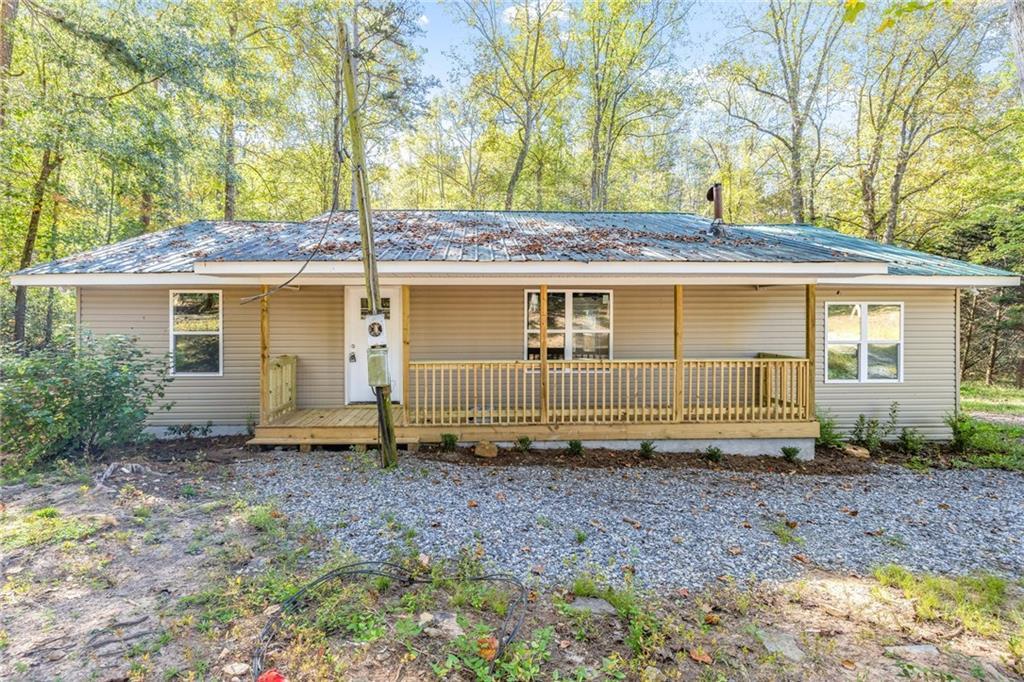 158 Elliott Ct., Dawsonville, GA 30534