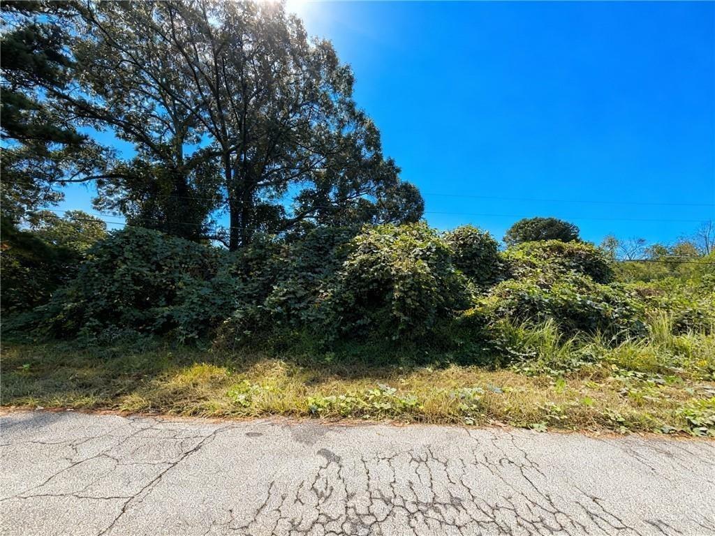 4020 Grant Rd., Ellenwood, GA 30294