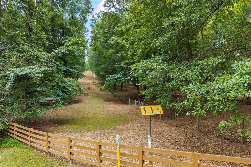 659 Hood Rd., Newnan, GA 30263