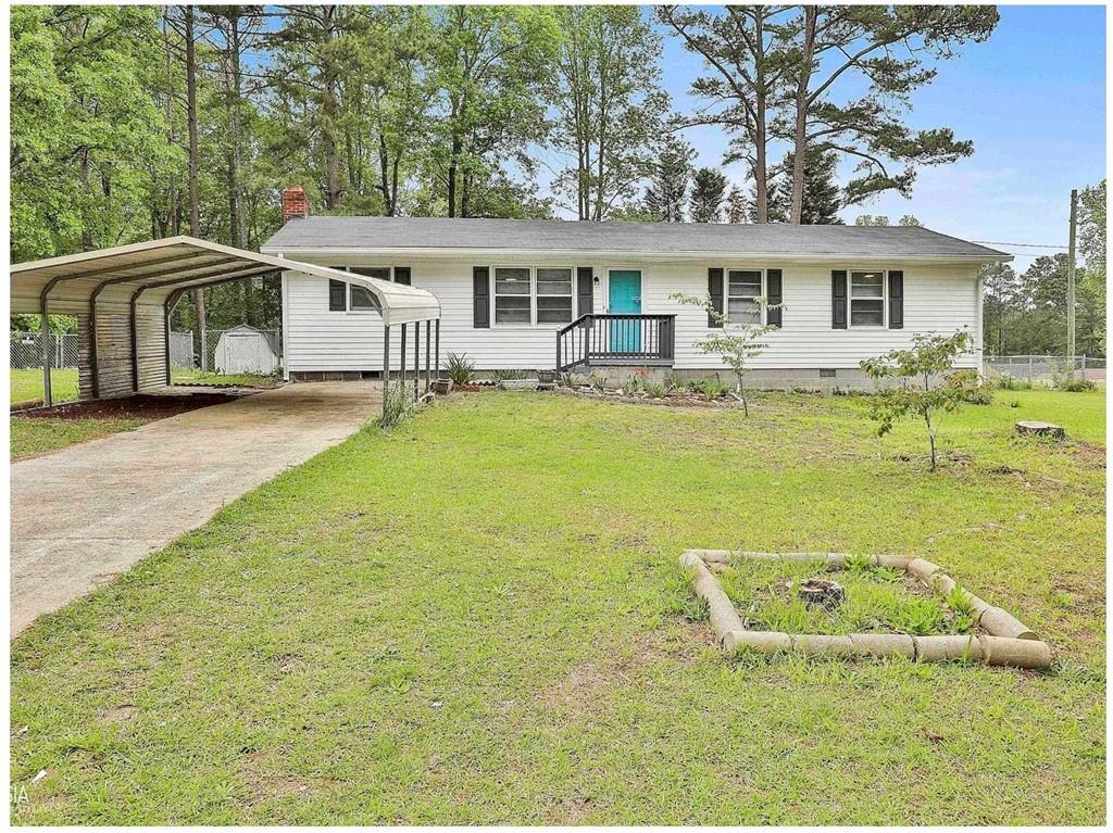 725 Oak Dr., Riverdale, GA 30274