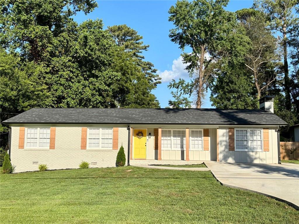 1932 Ferry Dr., Marietta, GA 30066
