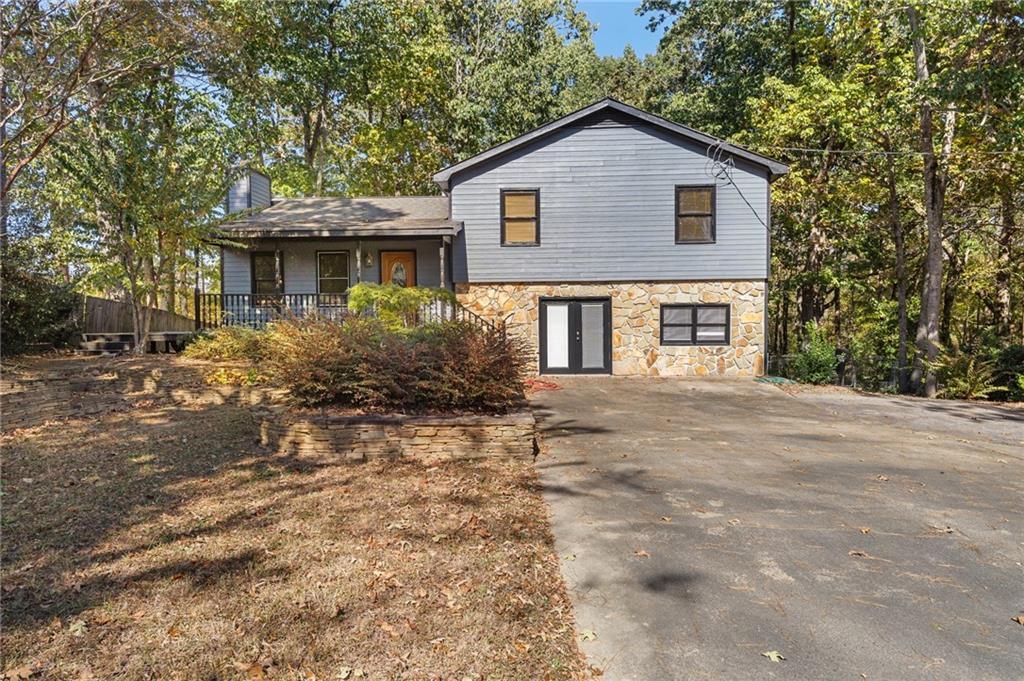 2845 Sardis Dr., Buford, GA 30519