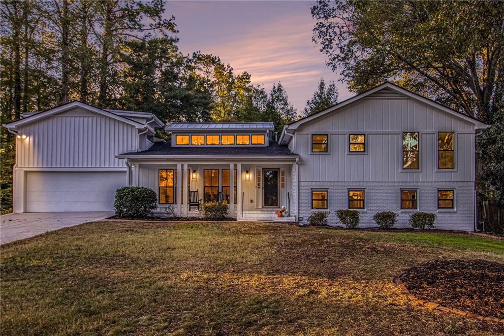 1028 W Nancy Creek Dr., Brookhaven, GA 30319