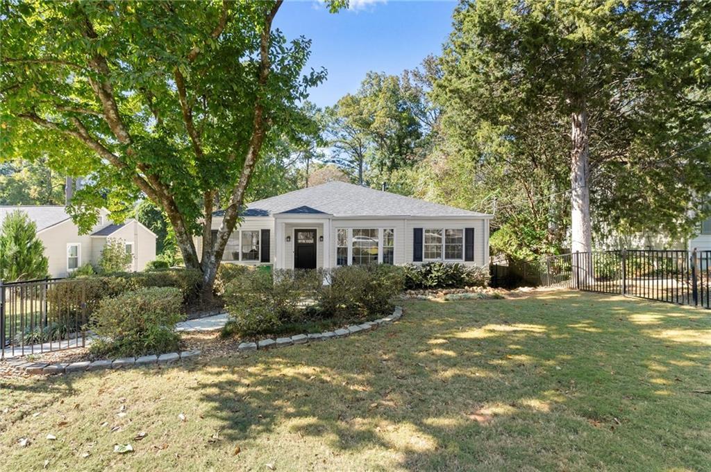1054 Vista Tr., Atlanta, GA 30324