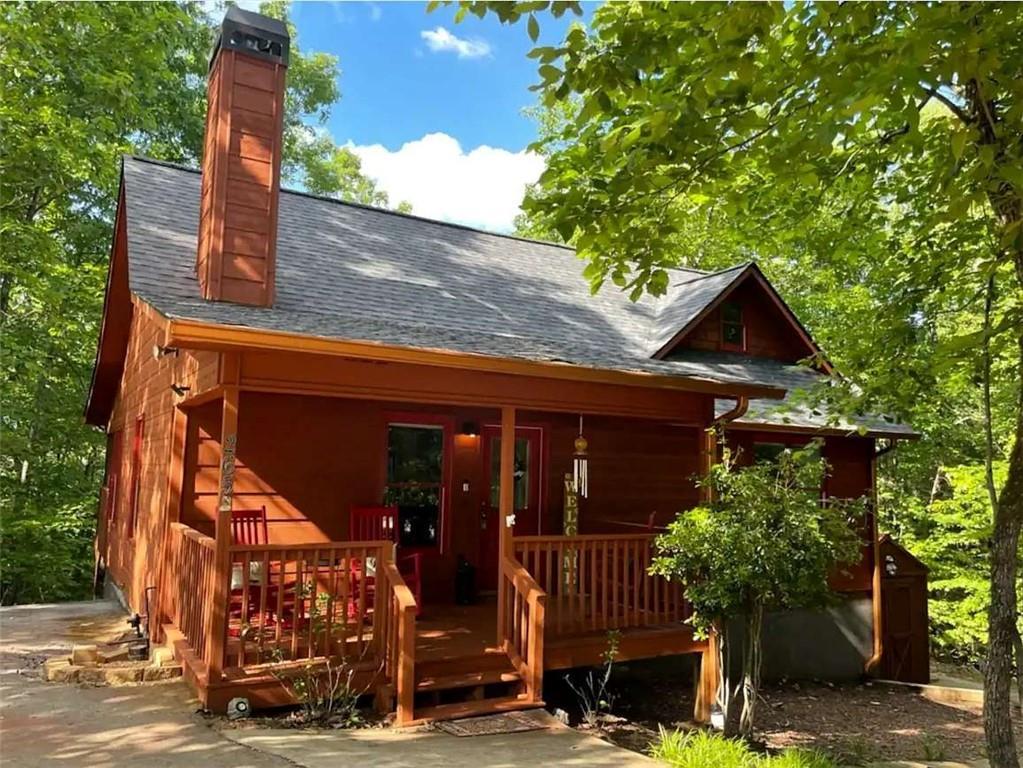 265 Hound Dog Ln., Dahlonega, GA 30533