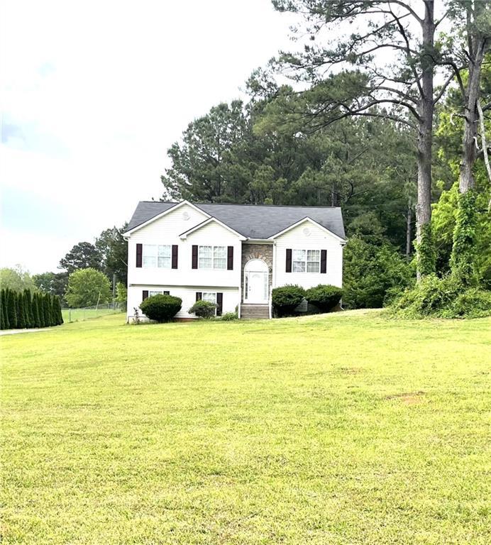 127 Mabry Rd., Jackson, GA 30233