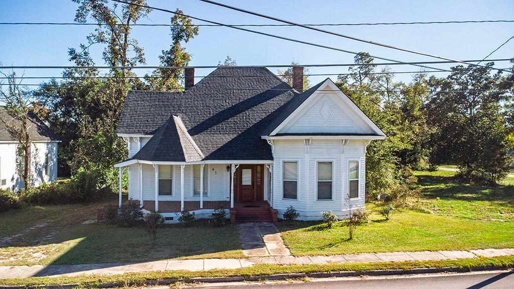 65 W Calhoun St., Wadley, GA 30477