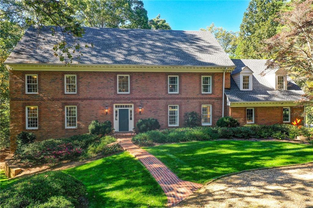 1710 Winterthur Close, Atlanta, GA 30328