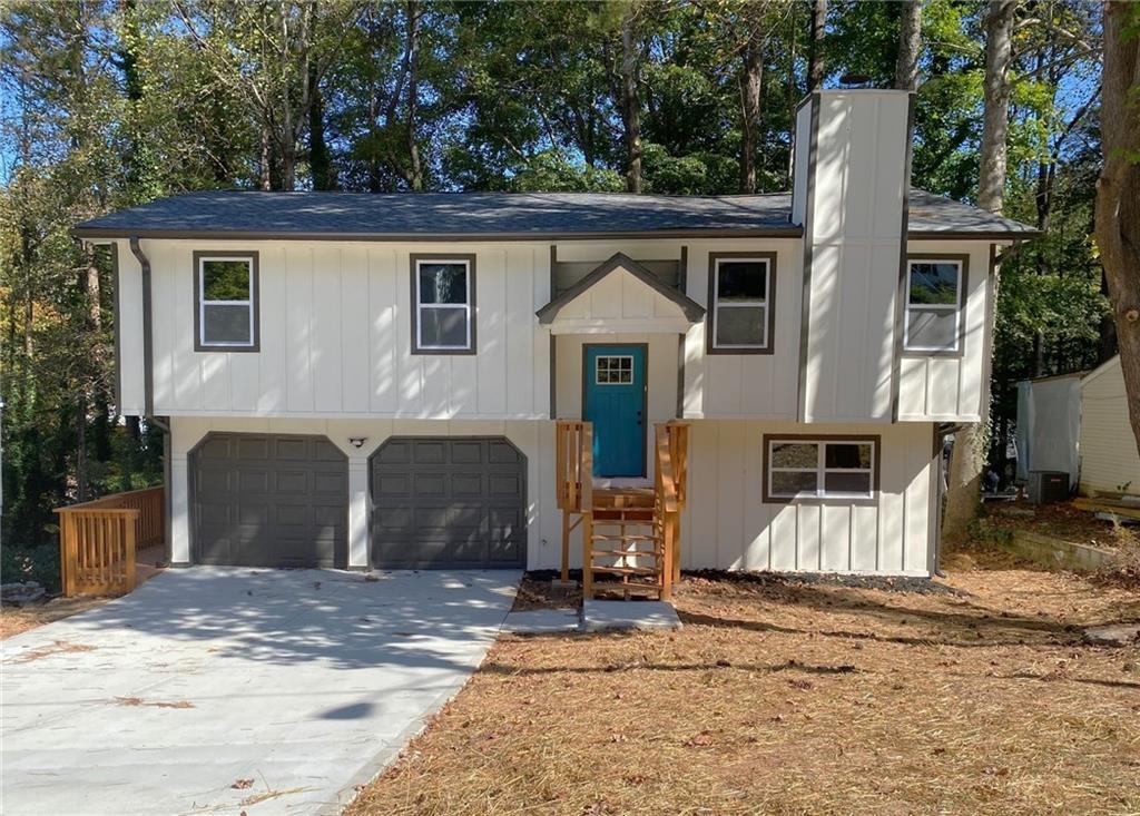 1413 Silver Lake Dr., Norcross, GA 30093