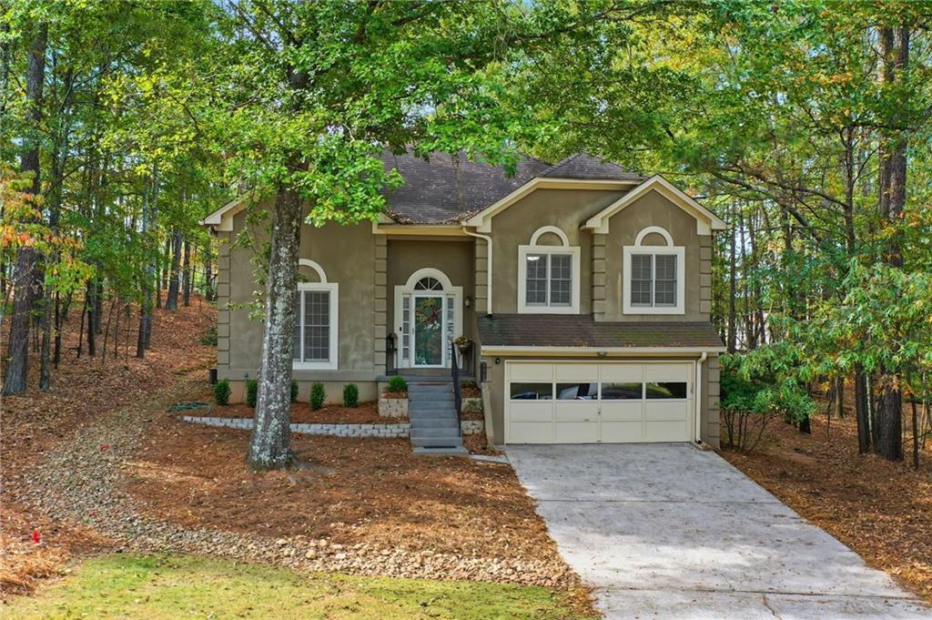 945 Club Chase Ct., Roswell, GA 30076