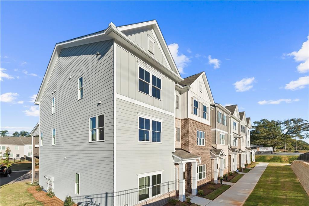 3346 Cranston Ln., Kennesaw, GA 30144