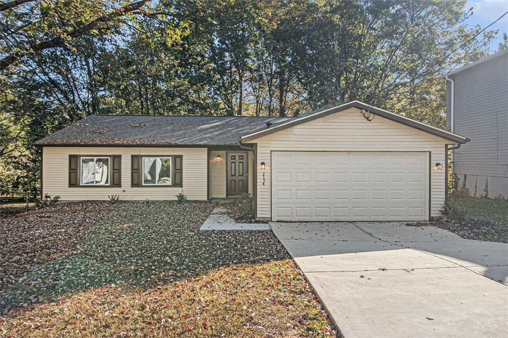 2154 Scarbrough Dr., Stone Mountain, GA 30088