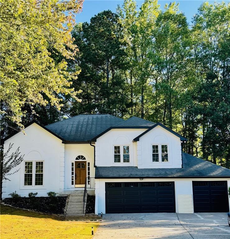 161 Red Oak Ln., Alpharetta, GA 30009