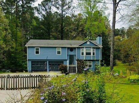 2035 Primrose Ln., Loganville, GA 30052