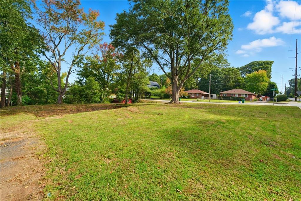 1461 Hawthorne Ave., Smyrna, GA 30080