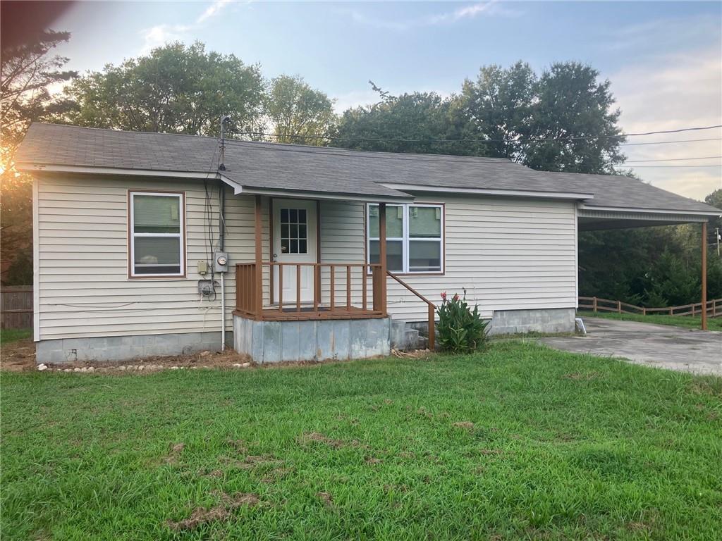 180 Honeysuckle Vine Rd., Adairsville, GA 30103