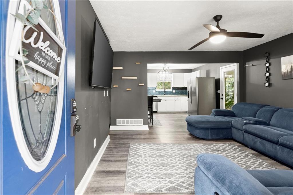 6697 Cambridge Dr., Rex, GA 30273