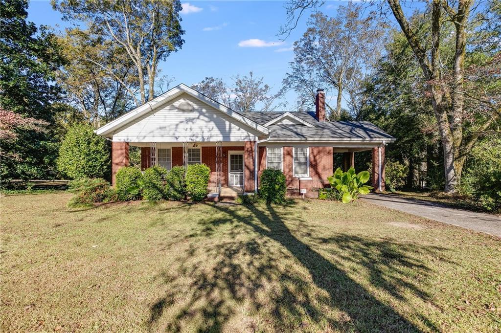 427 E College St., Bowdon, GA 30108