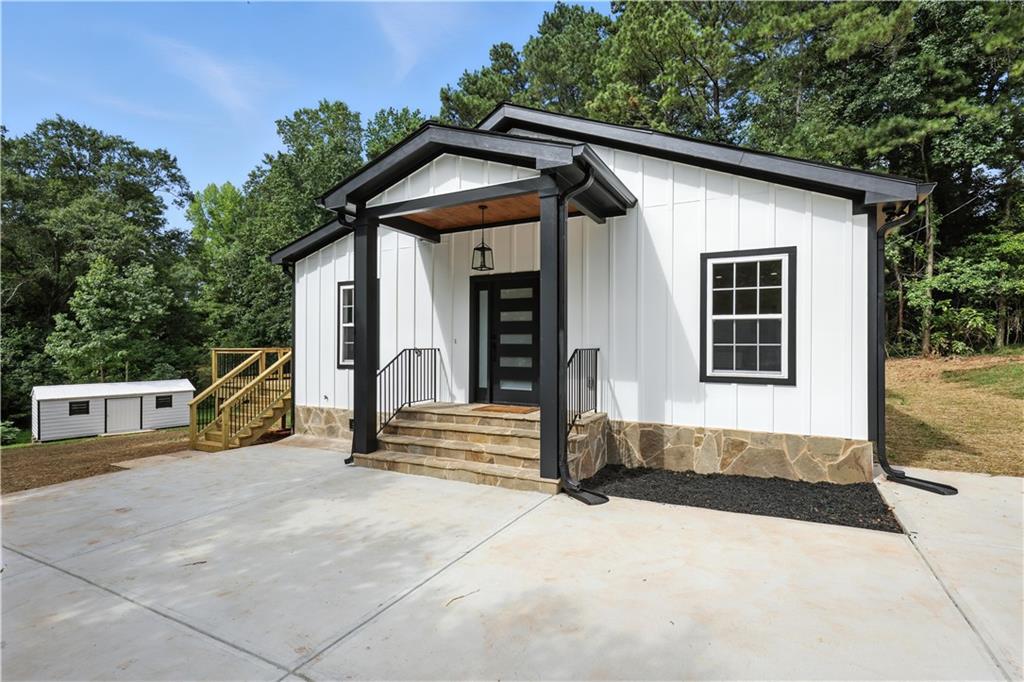 2048 Sugar Pike Rd., Woodstock, GA 30188