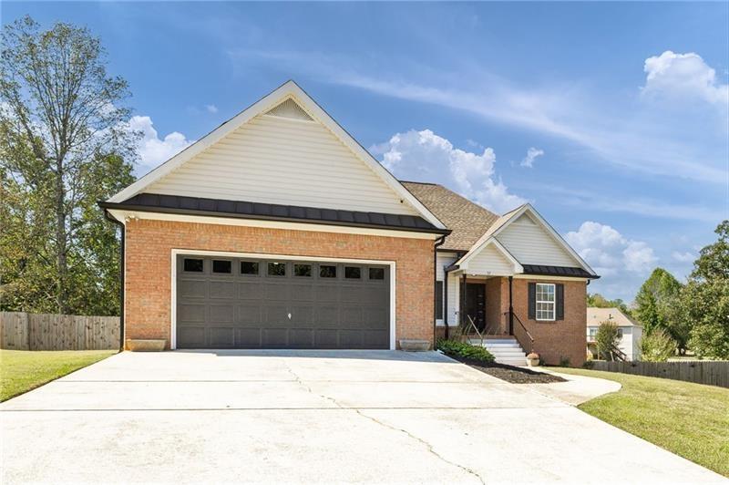 57 Oak Leaf Dr., Dallas, GA 30157