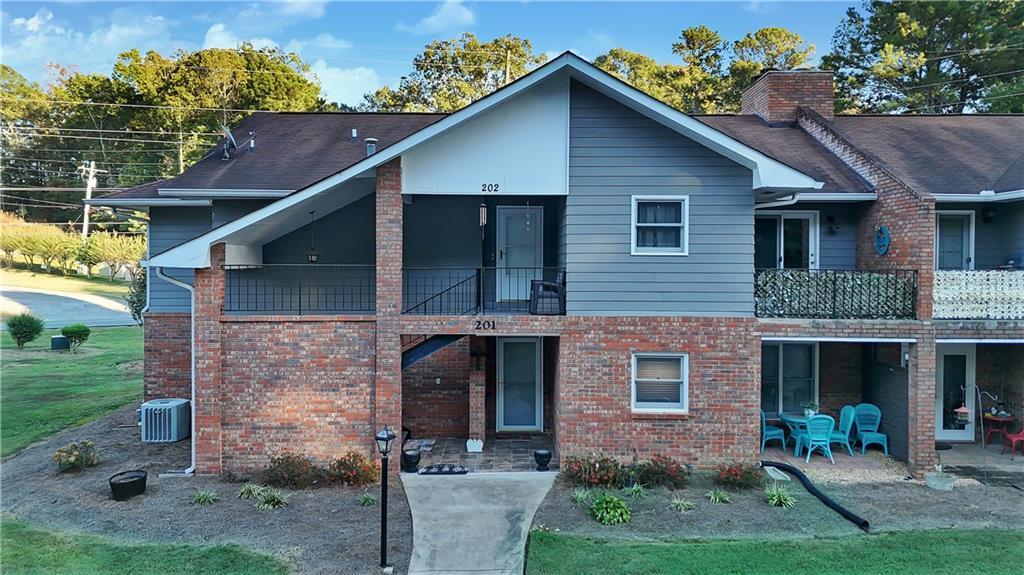 202 Montclair Dr., Calhoun, GA 30701