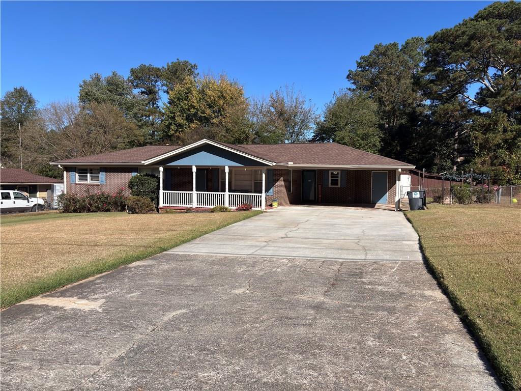 1436 N Hicks Cir., Conyers, GA 30012