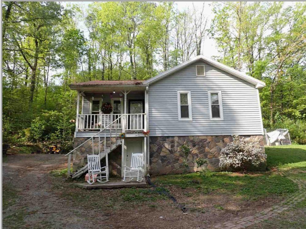 194 Cagle Rd., Chatsworth, GA 30705