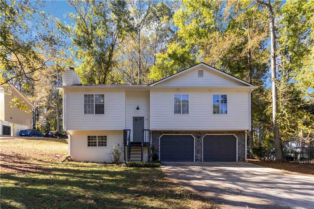 3119 Freedom Ct., Douglasville, GA 30135