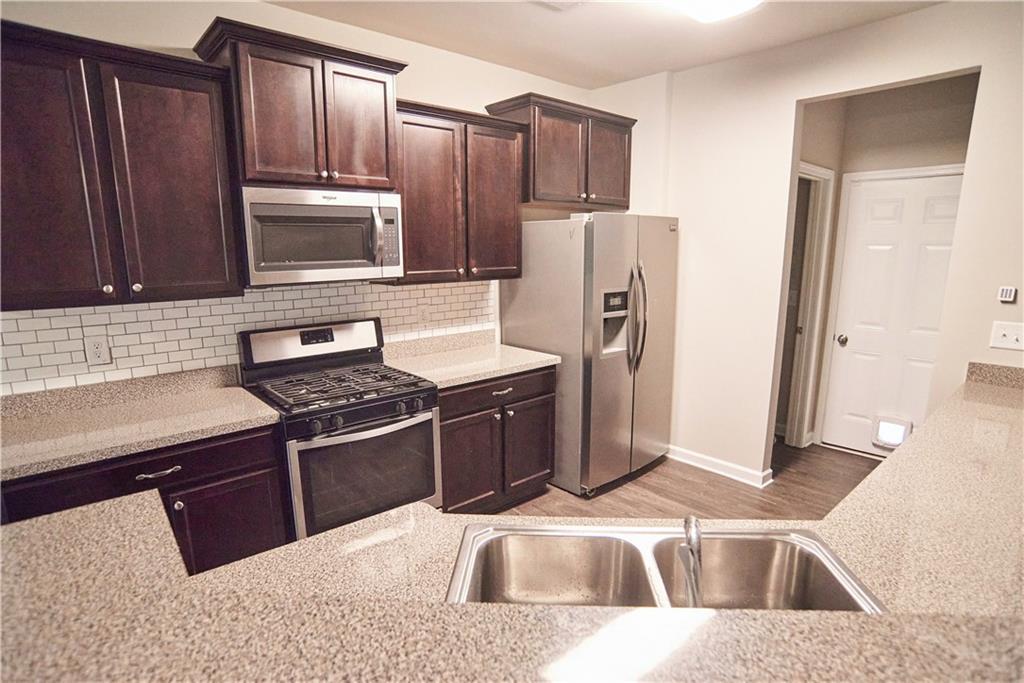 177 Townview Dr., Woodstock, GA 30189