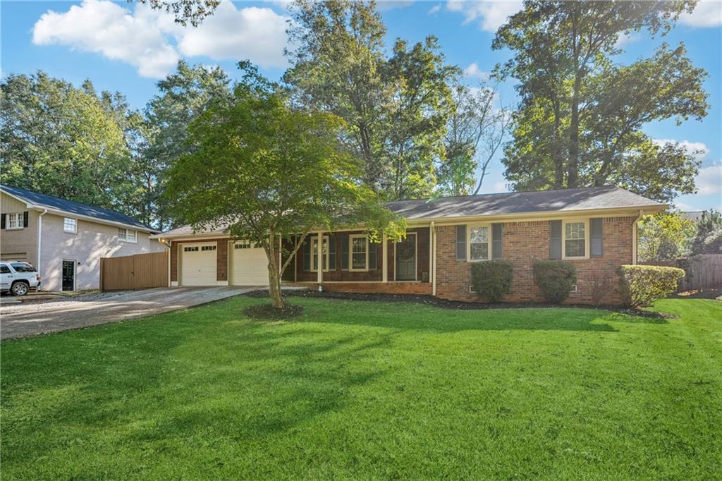 5393 Janet Ln., Austell, GA 30106