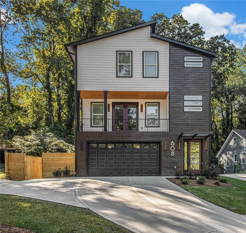608 S Evelyn Pl., Atlanta, GA 30318