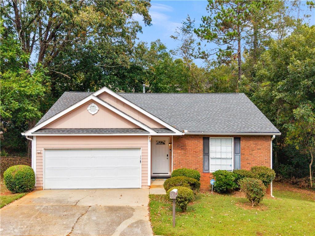 1540 Foxhall Ln., Atlanta, GA 30316
