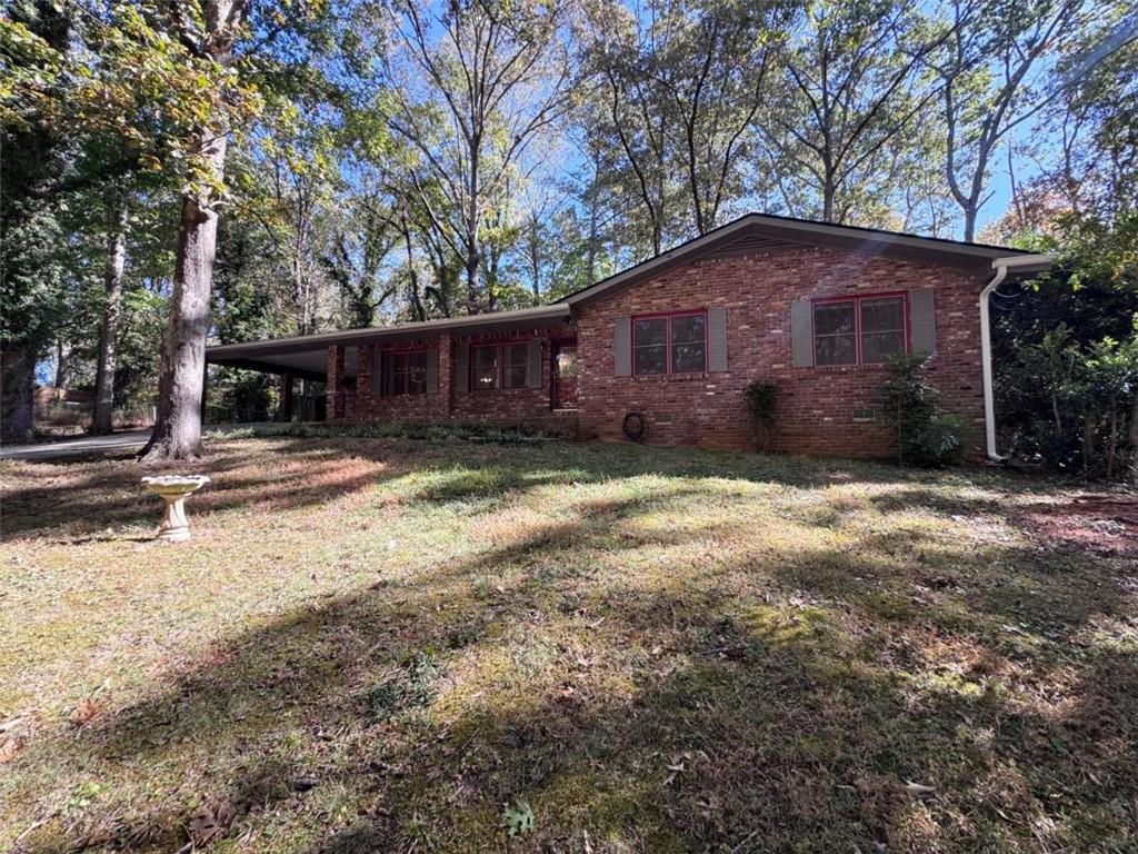 3841 Chattahoochee Dr., Douglasville, GA 30135