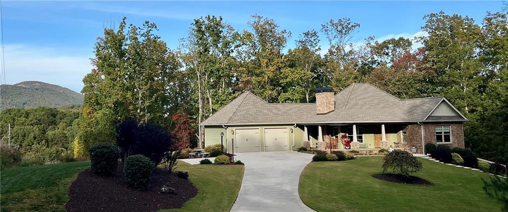 171 Pointe Willow Dr., Cleveland, GA 30528