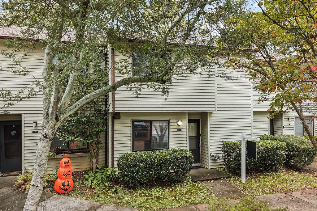 1114 Country Ct., Lawrenceville, GA 30044