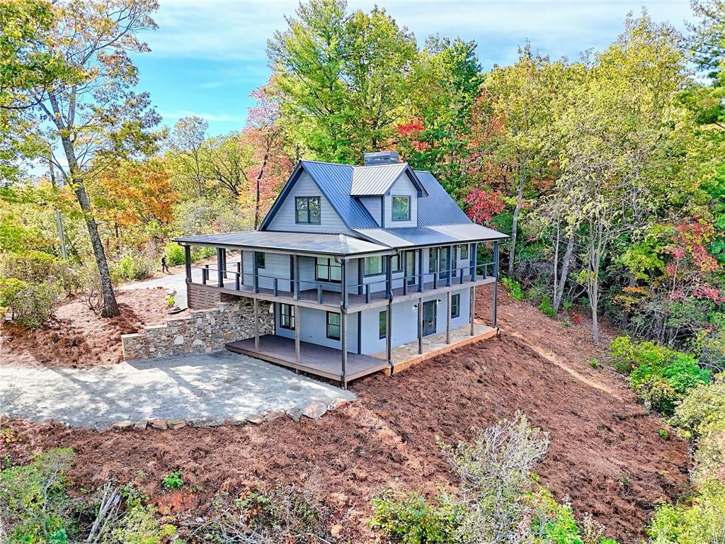 556 Summer Ln., Clayton, GA 30525