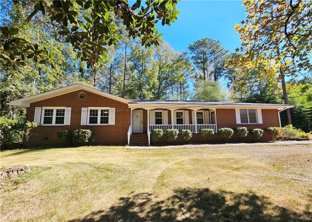 327 Travis St., Fayetteville, GA 30214