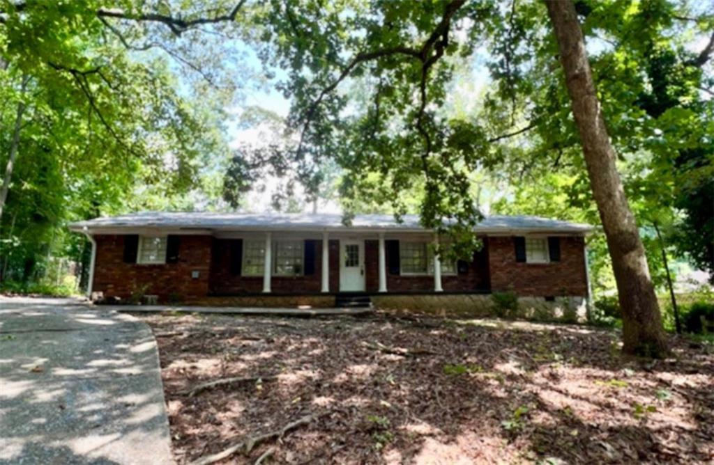 1804 Idlewood Dr., East Point, GA 30344