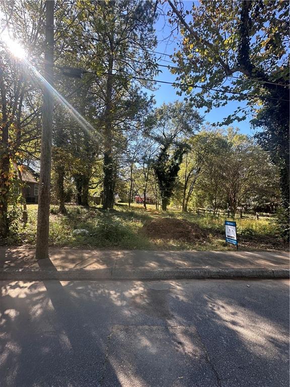 32 Walker St., Cartersville, GA 30120