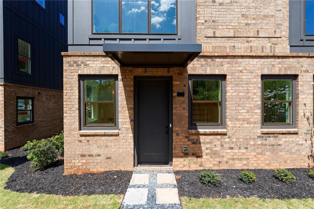 1127 Knight Walk, Atlanta, GA 30318