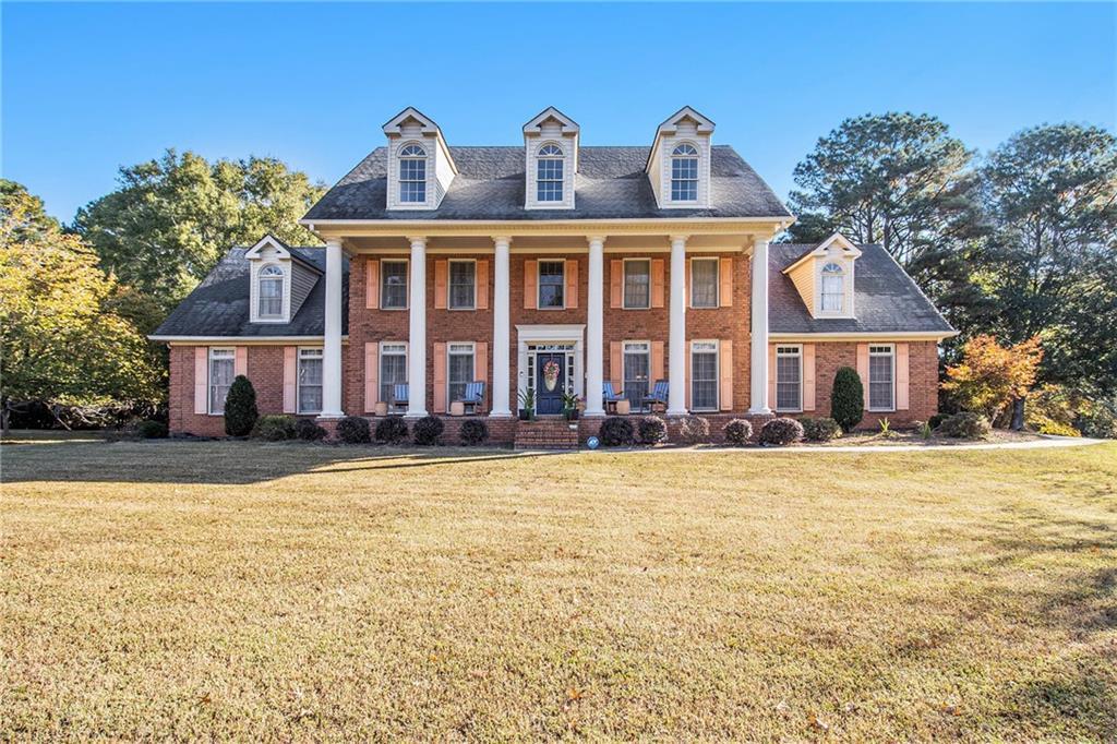 100 Raymond Ct., Fayetteville, GA 30214